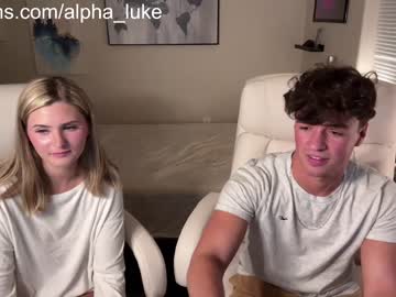 couple
        alpha_luke cam image #2325896