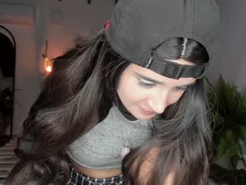 girl
        lonelly_lolly98 cam image #264028