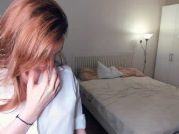 girl
        love_lovess cam image #2295880