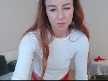 girl
        emerald_kittycat cam image #525872