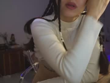 girl
        soifiee cam image #1902622