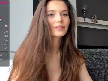 girl
        isia_slay cam image #194224