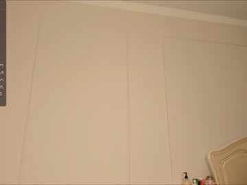 girl
        nao_mi_ cam image #2578841