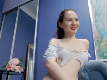 girl
        kriskras__ cam image #3104162