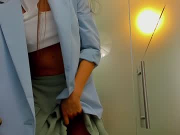girl
        anyarayne cam image #1389517