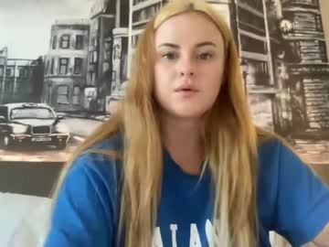 girl
        tigoldbitties11 cam image #2758647