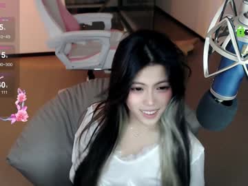 girl
        akina520 cam image #4938151