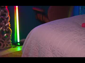 girl
        lola_jd cam image #6140469