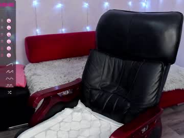 girl
        cherry_deee cam image #372418