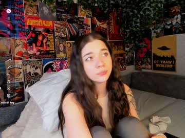 girl
        flirtykitty_ cam image #6096745