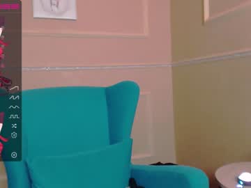 girl
        cristal_moli cam image #870375