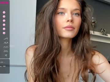 girl
        isia_slay cam image #222627