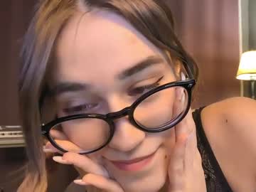girl
        kalispring cam image #860470
