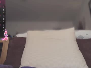 girl
        oliviaogk cam image #4561874