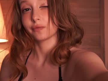 girl
        bunnybonn1e cam image #6893707