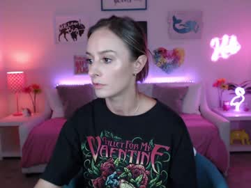 girl
        holihurricane cam image #6874265