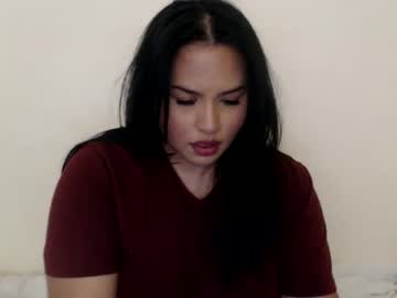 girl
        iamplutonianlust cam image #3256678