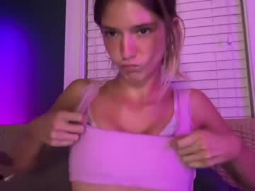 girl
        oliviahansleyy cam image #4977925