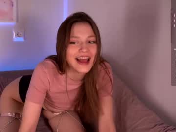 girl
        elen_lilith cam image #4975368