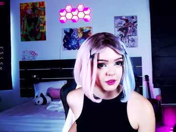 girl
        madnessalise cam image #2153870