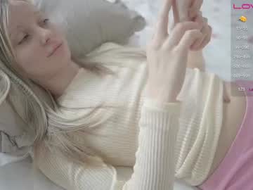 girl
        pureangeldolores cam image #3133219
