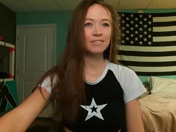 girl
        anabelleleigh cam image #6108699