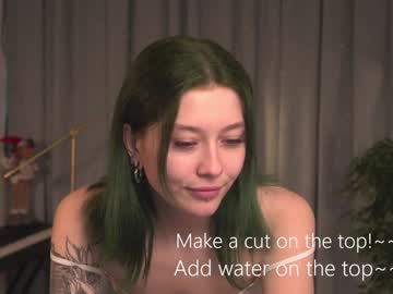 girl
        kina_ka cam image #5805486