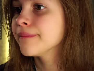 girl
        a_whole_eternity cam image #4125754