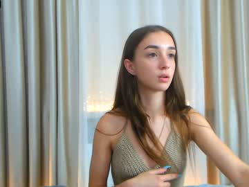girl
        lana__j cam image #1891041