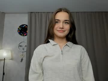 girl
        sienaswanson cam image #2838526