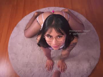 girl
        gigi_ulala cam image #4346654