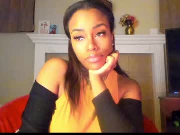 girl
        napudi1 cam image #891661
