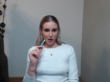 girl
        jessy_mar cam image #1244844