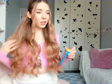 girl
        thisisamelia cam image #1338625
