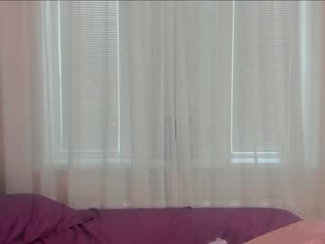 girl
        angelina_new cam image #2563129