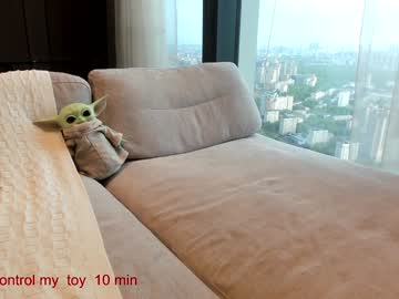 girl
        carolinaherera cam image #6668781
