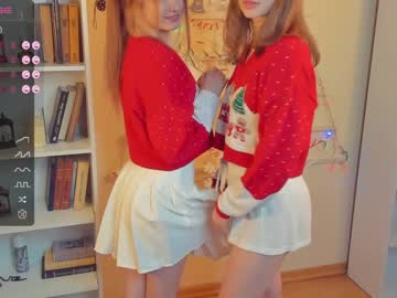 couple
        _hollydolly_ cam image #3132365