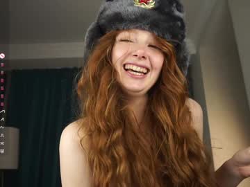 girl
        margarethowell cam image #6746943