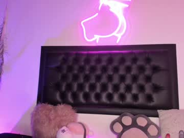 girl
        iam_eli cam image #2347239