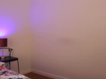 girl
        shy_jane cam image #129227