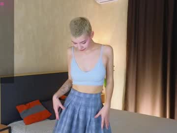 girl
        riskyteasse cam image #5446033