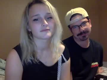 couple
        kittyndaddy757458 cam image #4660542