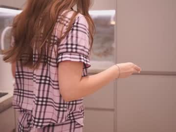girl
        dream_beam cam image #5871673