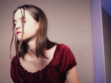 girl
        miss_sweetdream cam image #227054