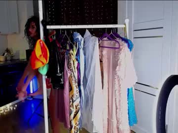 girl
        _eva_001 cam image #2188342