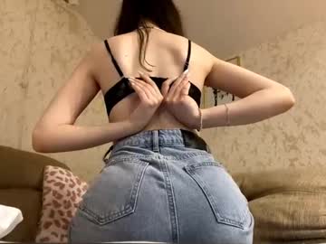 girl
        edlinhazleton cam image #6635080