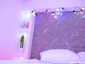 girl
        dakota_leex cam image #3303737