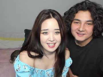 couple
        liisiyang cam image #1813403