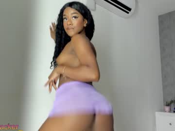girl
        emma_backer_ cam image #1233972