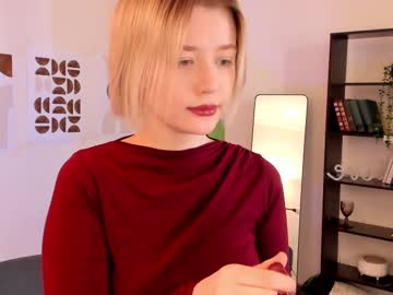 girl
        evamoonie_ cam image #6365677